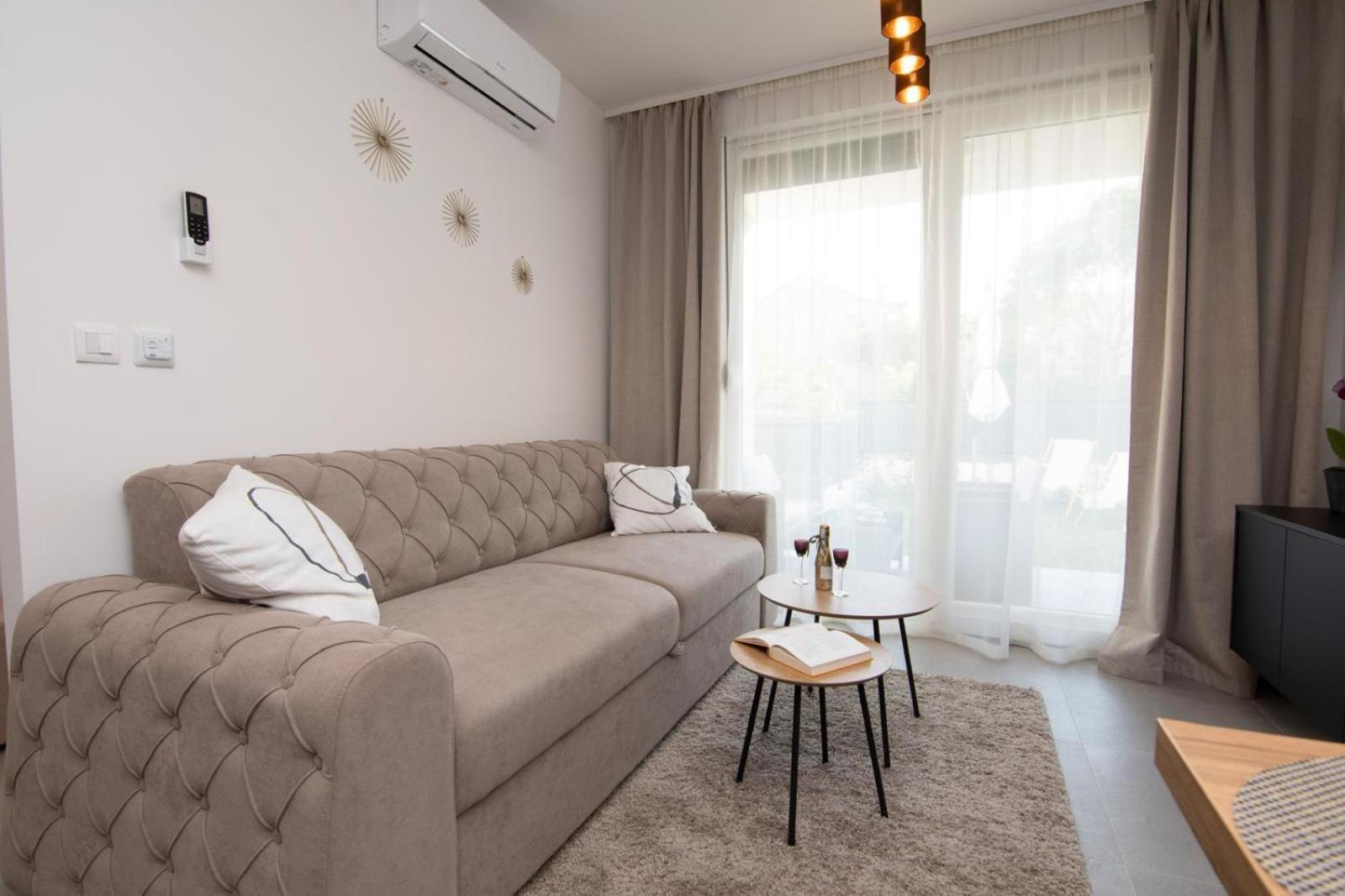 Studio Apartman Apollonia Sinj Extérieur photo